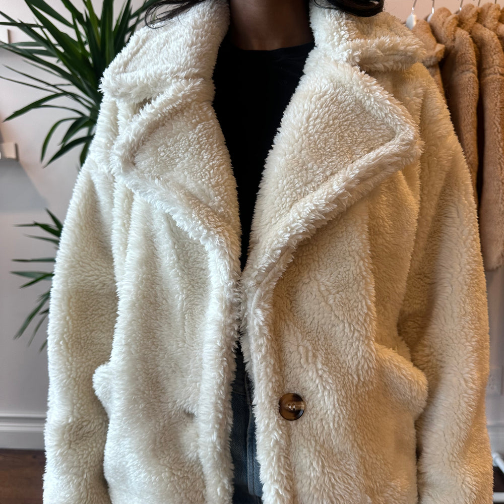 
                  
                    Cropped Sherpa teddy
                  
                