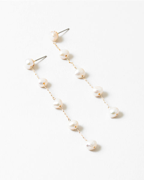 Pearl Dangle earring